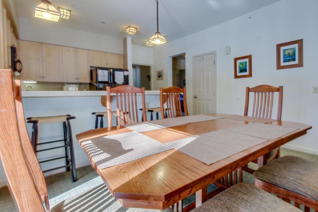 Mammoth Green Condos マンモス・レイクス エクステリア 写真