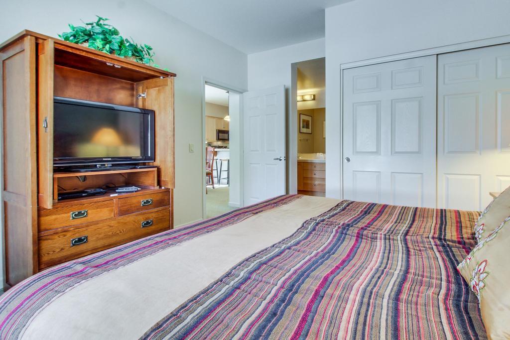 Mammoth Green Condos マンモス・レイクス エクステリア 写真