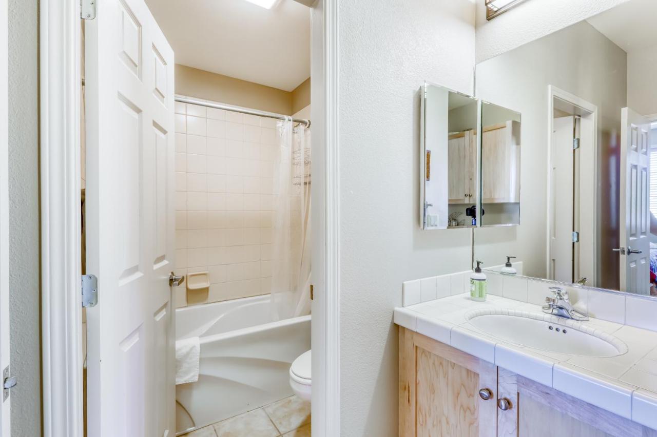 Mammoth Green Condos マンモス・レイクス エクステリア 写真