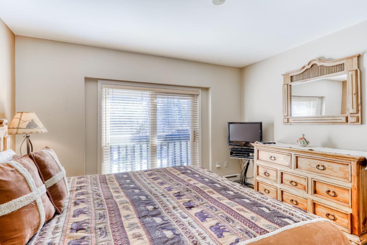 Mammoth Green Condos マンモス・レイクス エクステリア 写真